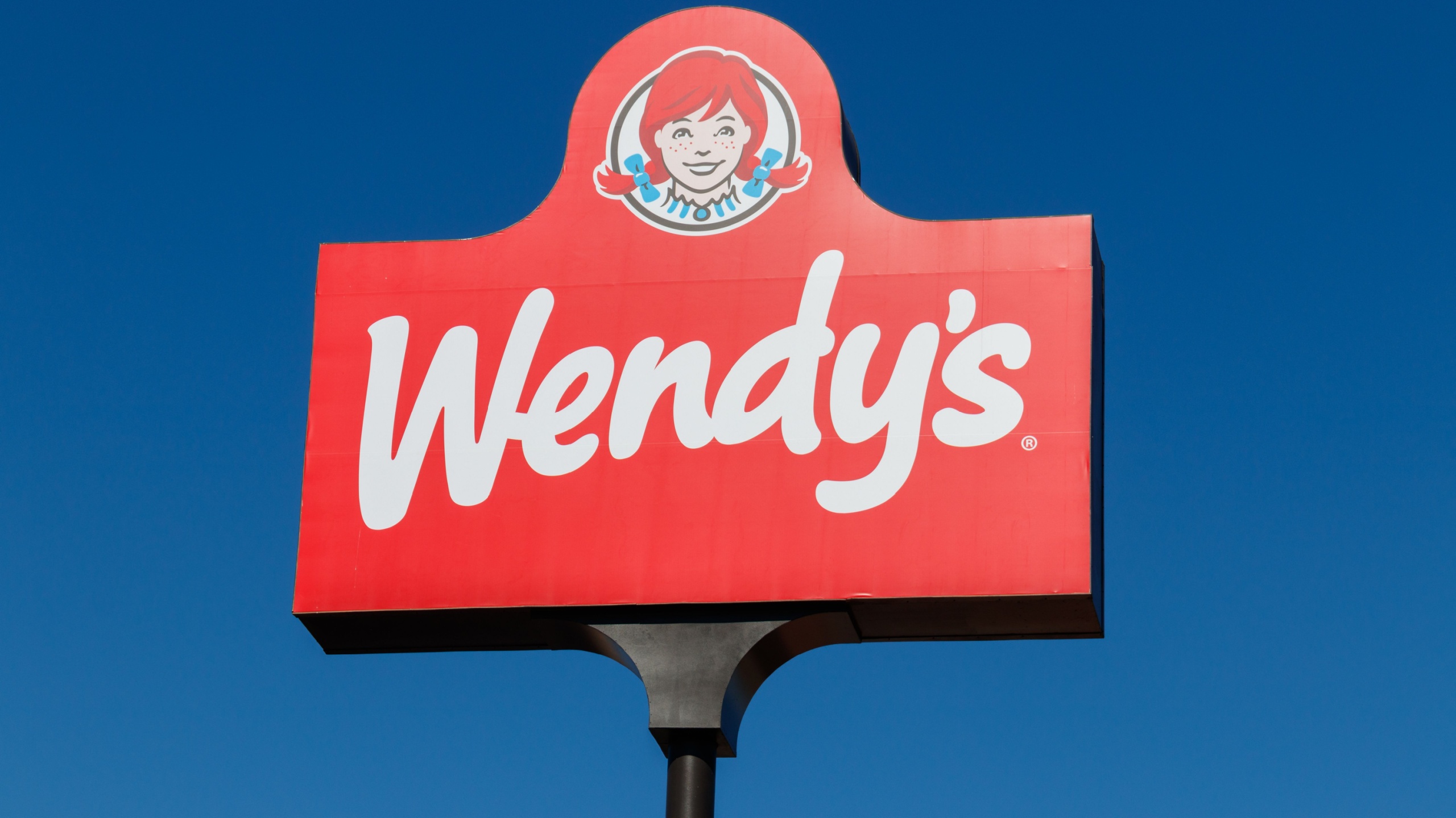 Las Vegas - Circa June 2019: Wendy's Retail Location. Wendy's is an International Fast Food Restaurant Chain I